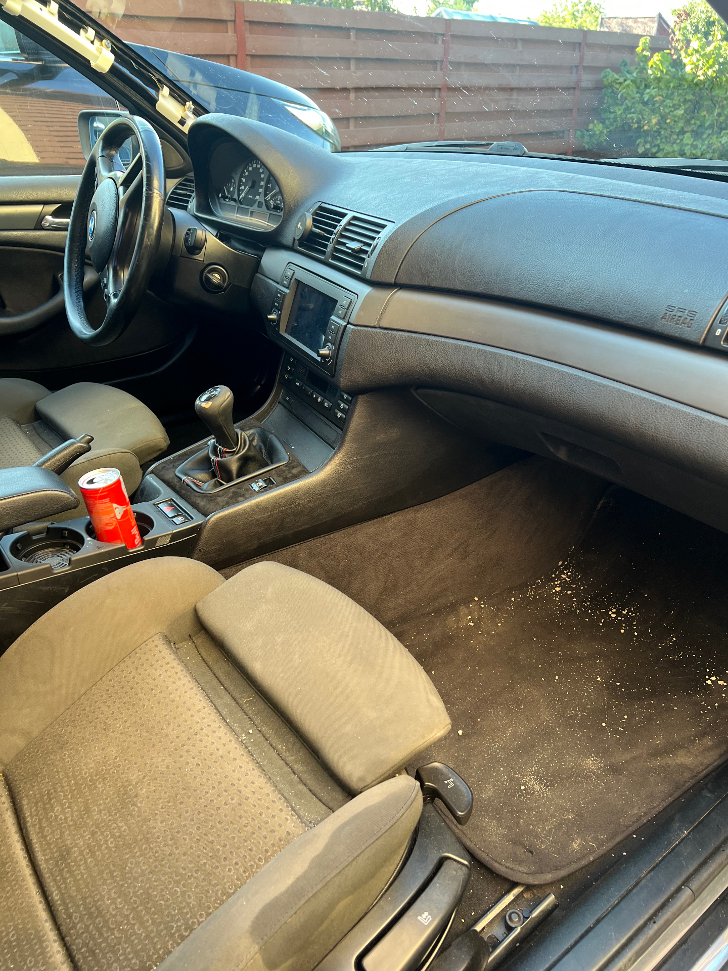 BMW salonas prieš DrivenClean cheminį valymą