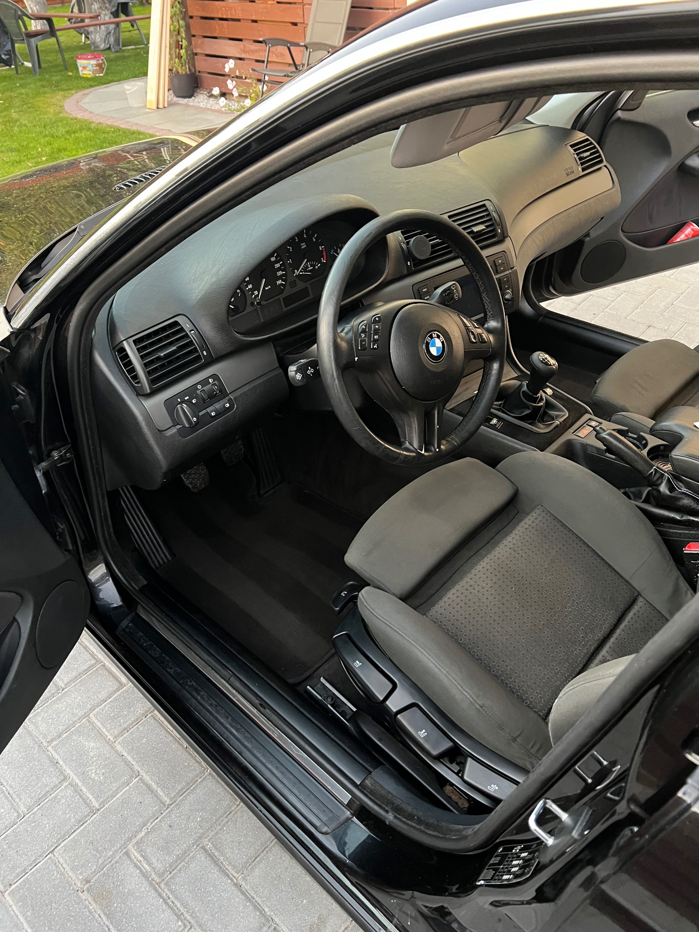 BMW salonas po DrivenClean cheminio valymo